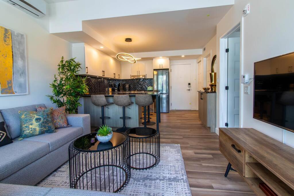 Downtown Penthouse With Breathtaking Views *